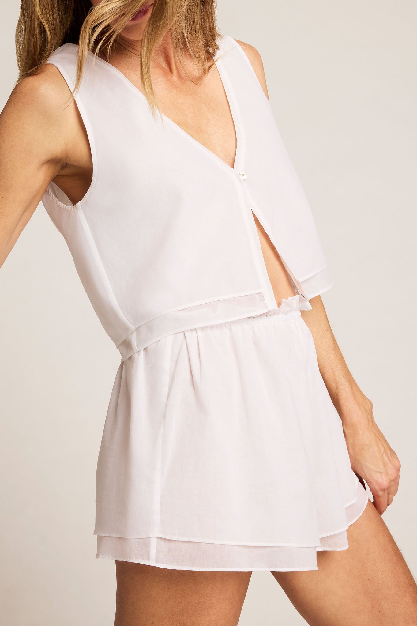 Serene Cove™ | Island Play Short in Wit