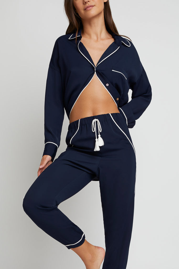 Serene Cove™ | Supreme Jogger Pant in Navy