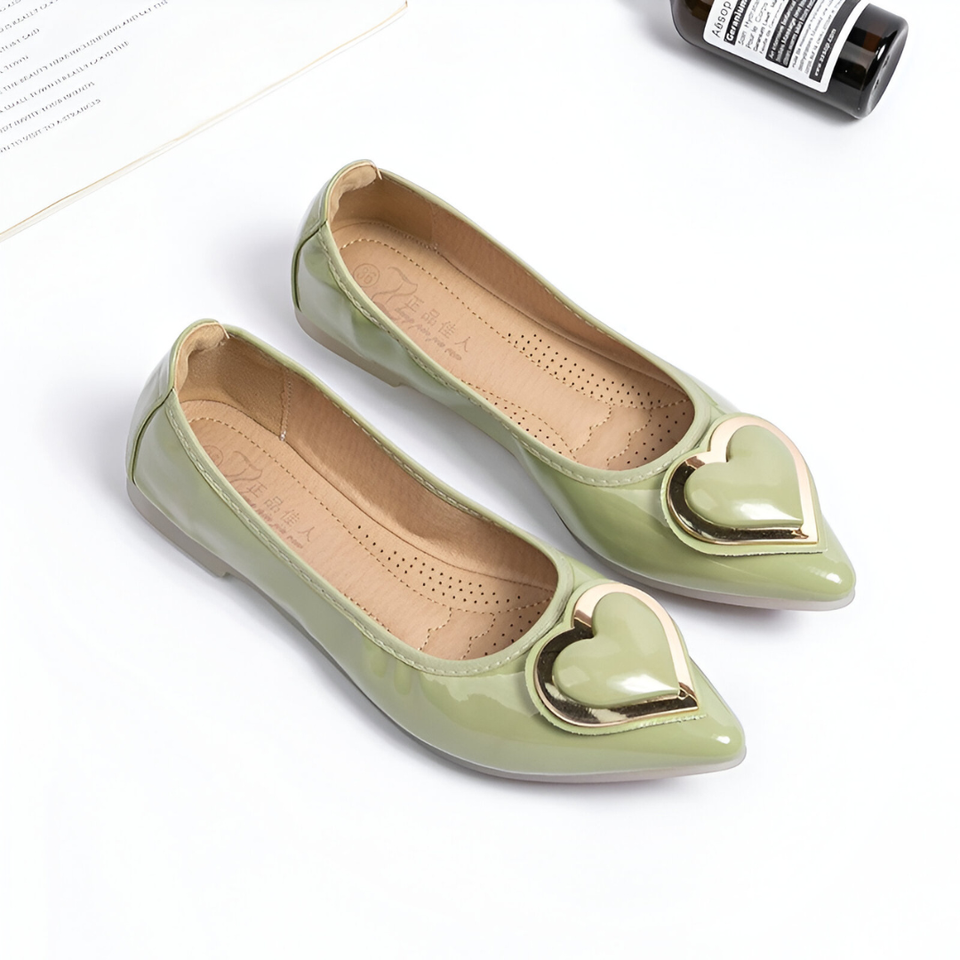 Serene Cove ™ | Ballerina's met Hartdetail