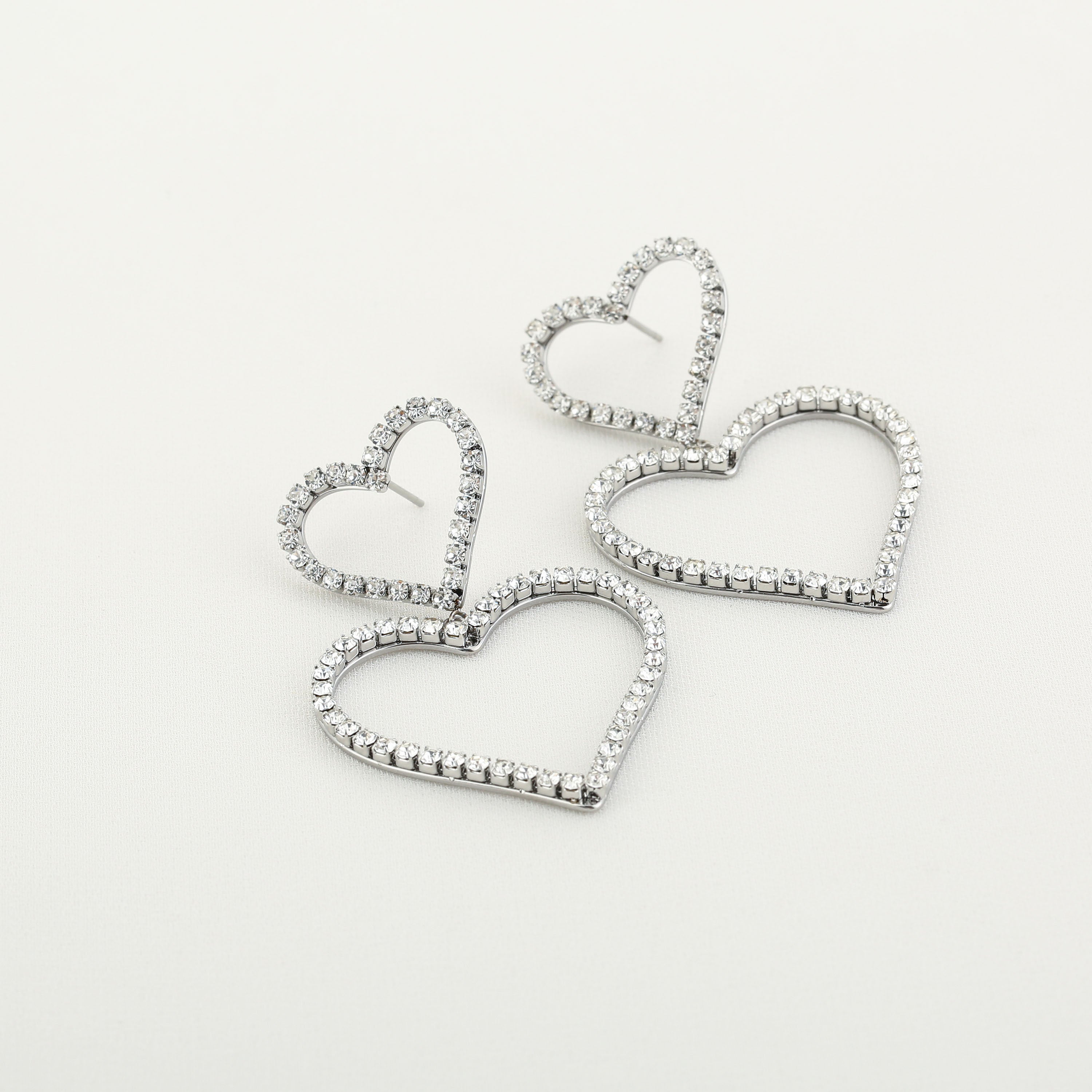 Serene Cove™ | Bella earrings silver