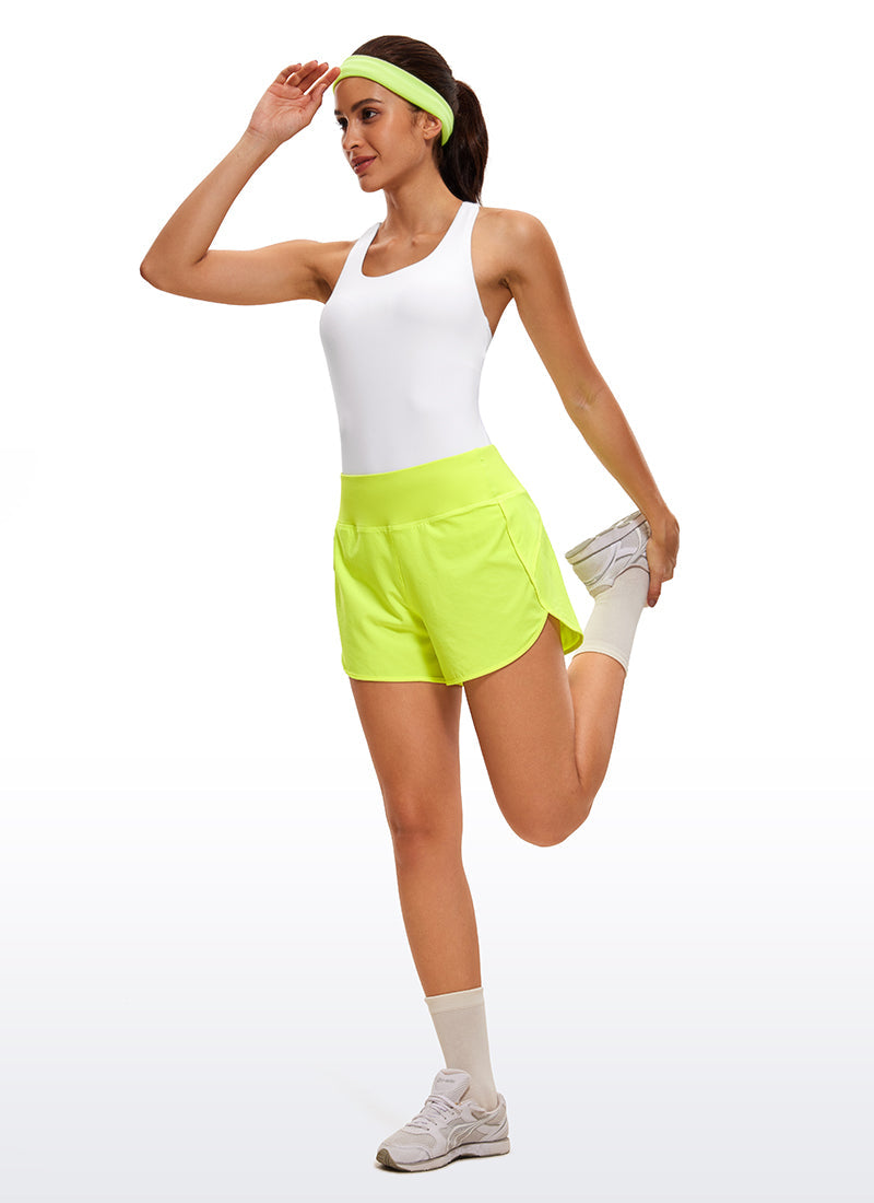 Serene Cove™ | Feathery-Fit Zachte, hoog uitgesneden, gevoerde short met achterzak 4''