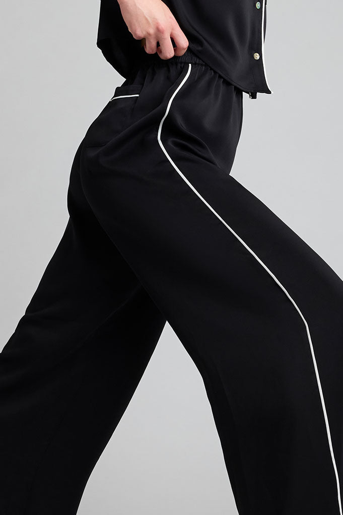 Serene Cove™ | Supreme Track Pant in Zwart