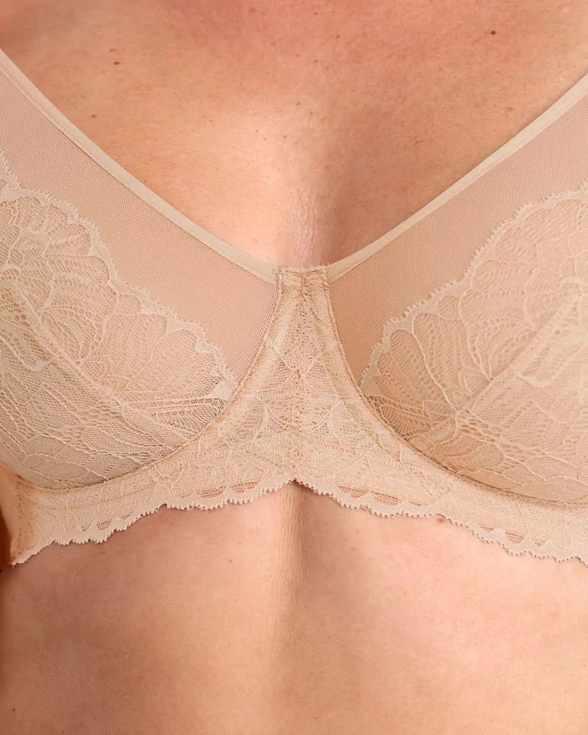 Serene Cove™ | Ondersteunende ongevoerde kanten beugelbh